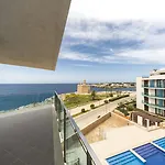 Caprice Skyline شقة فندقية 4*