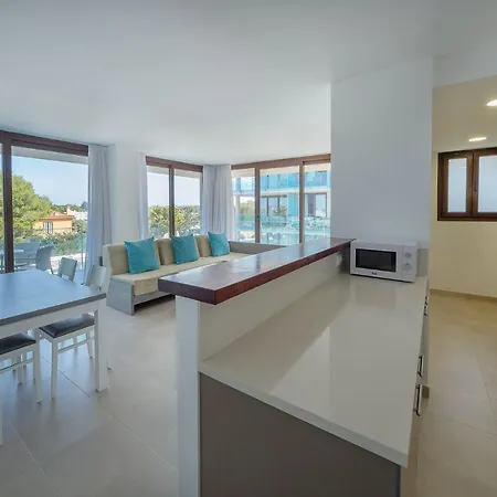 Ferrer Skyline Apart Otel
