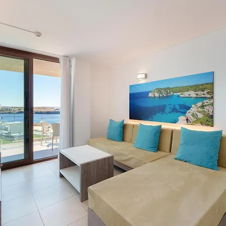 Ferrer Skyline Apart Otel
