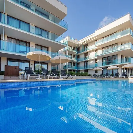 Ferrer Skyline Apart Otel 4*
