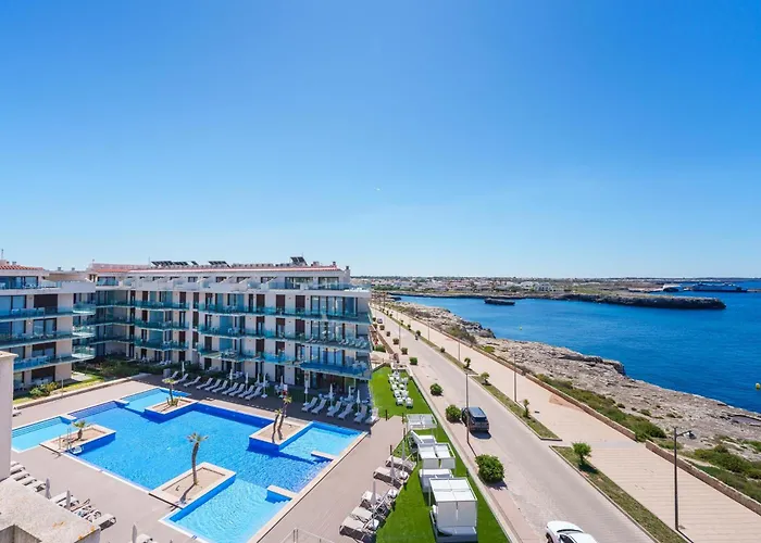 Caprice Skyline Aparthotel 4*