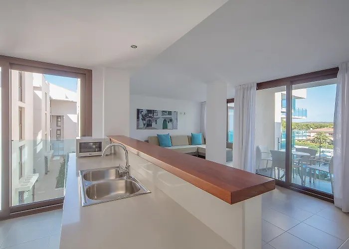 Caprice Skyline מלון דירות 4*