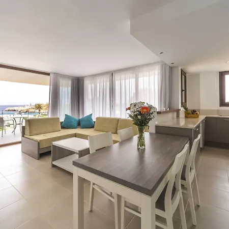 شقة فندقية Caprice Skyline ثيوداديلا