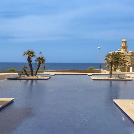 Caprice Skyline شقة فندقية