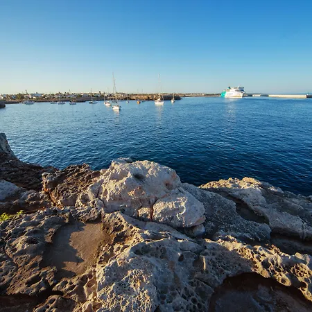 Caprice Skyline شقة فندقية ثيوداديلا